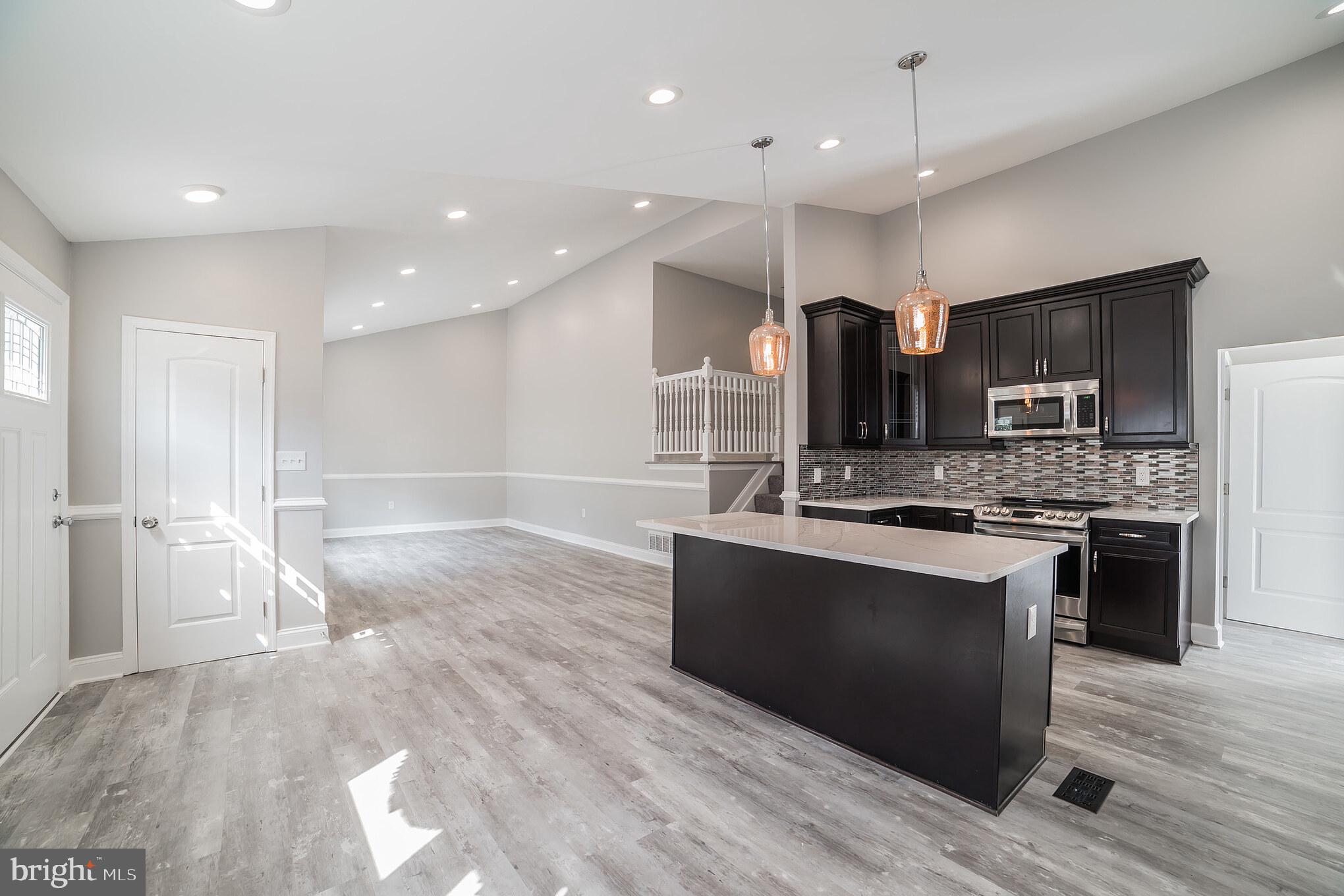 3106 Donna Road Baltimore, MD 21207 - Photo 2 of 29