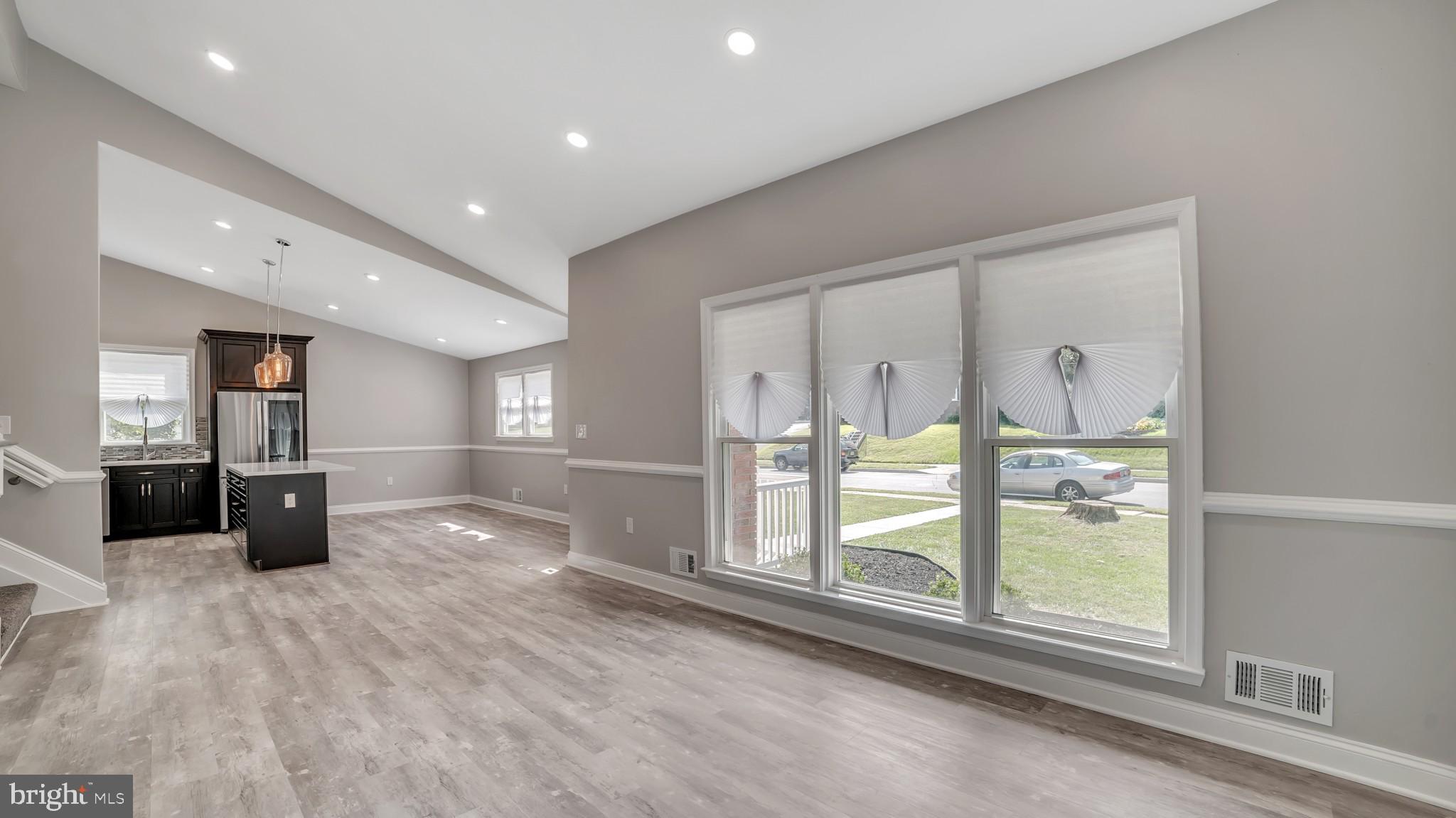 3106 Donna Road Baltimore, MD 21207 - Photo 4 of 29