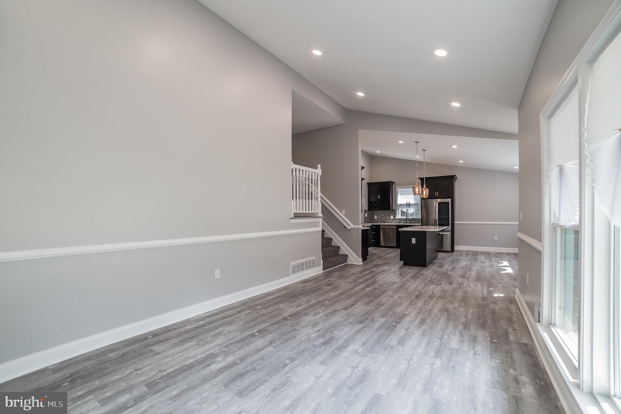 3106 Donna Road Baltimore, MD 21207 - Photo 5 of 29