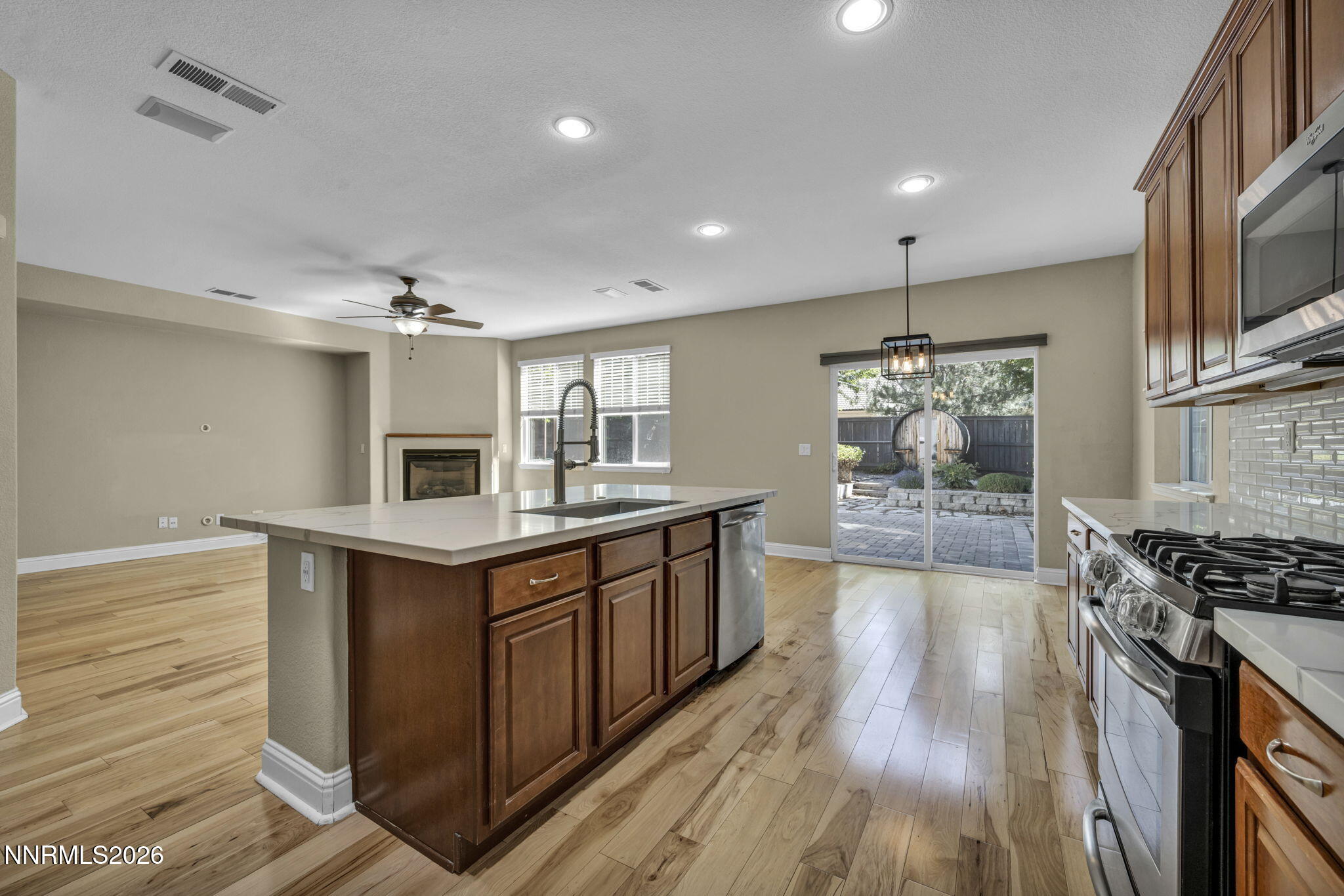 520 Needles Court Reno, NV 89521 - Photo 10 of 39 31-web-or-mls-520-needles-ct