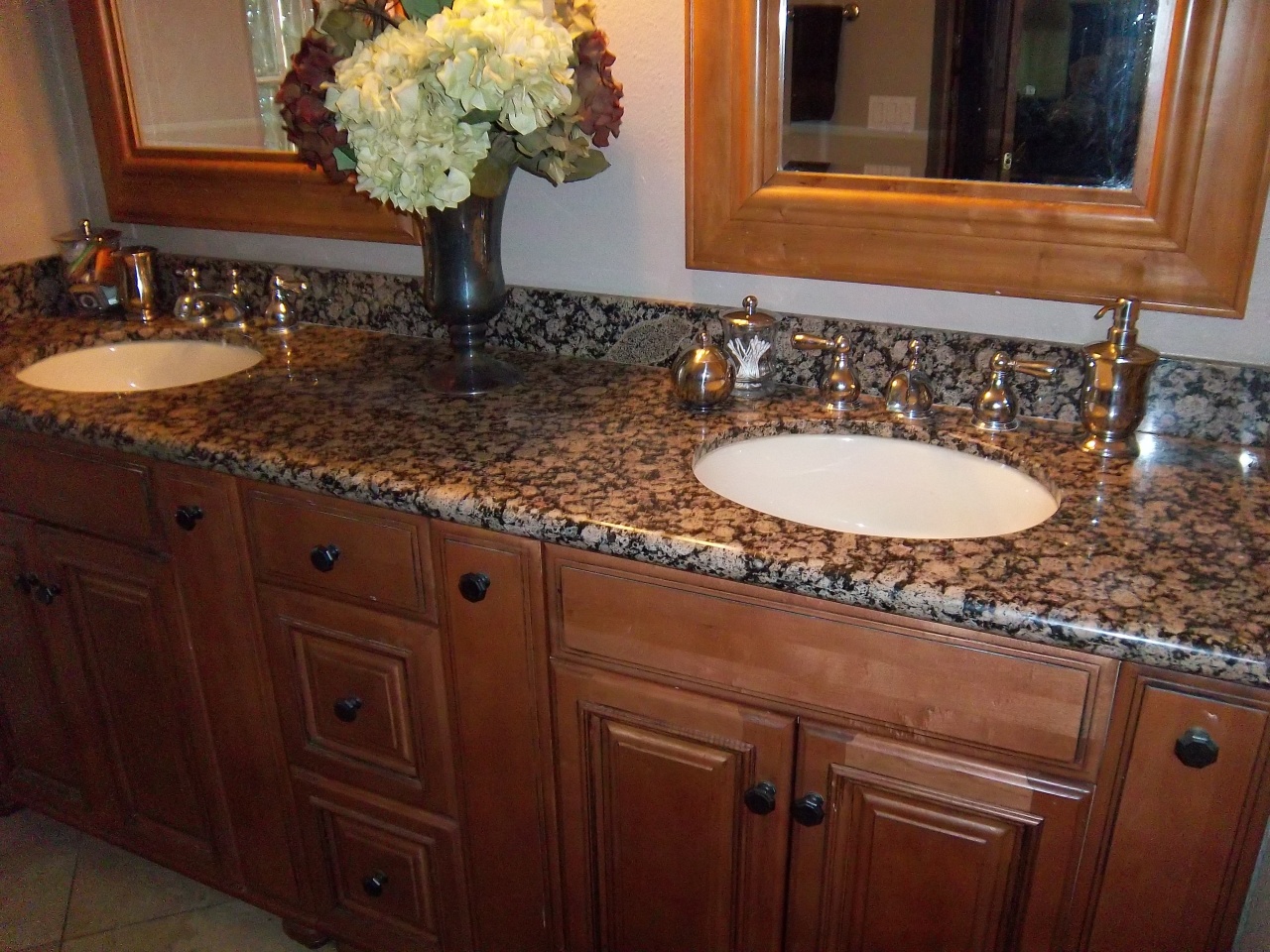 2015 East Ranch Road Tempe, AZ 85284 - Photo 35 of 50 master bath