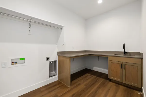 $799,900 | 611 North Hiltonhead Way, Eagle, ID 83616