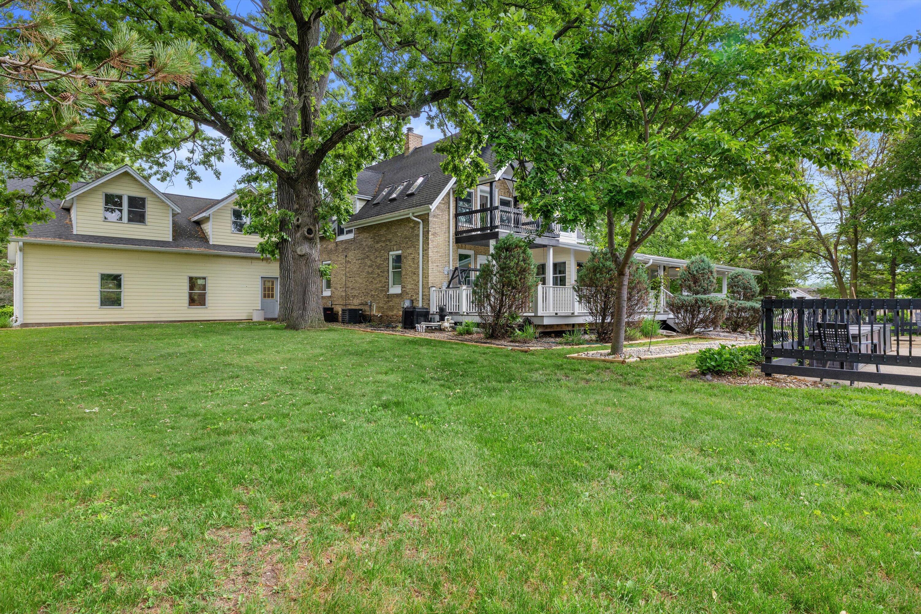 3609 Waterbury Lane Racine, WI 53403 - Photo 70 of 79 83-IMG_9288