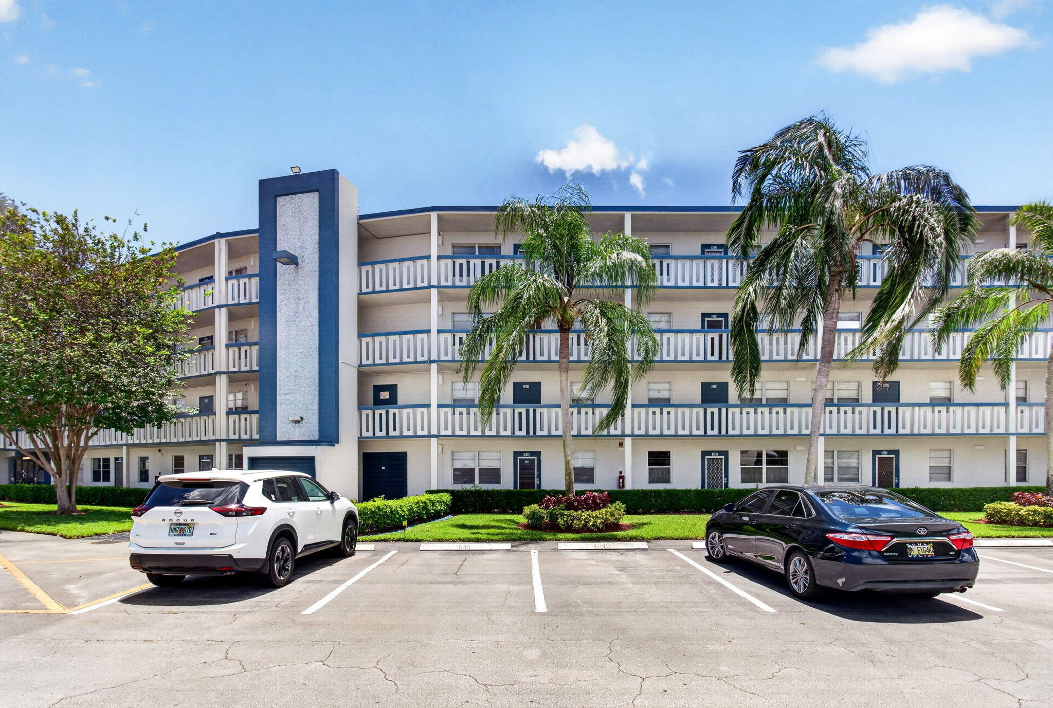 3044 Lincoln A Boca Raton, FL 33434 - Photo 8 of 100 1-web-or-mls-DSC_3304