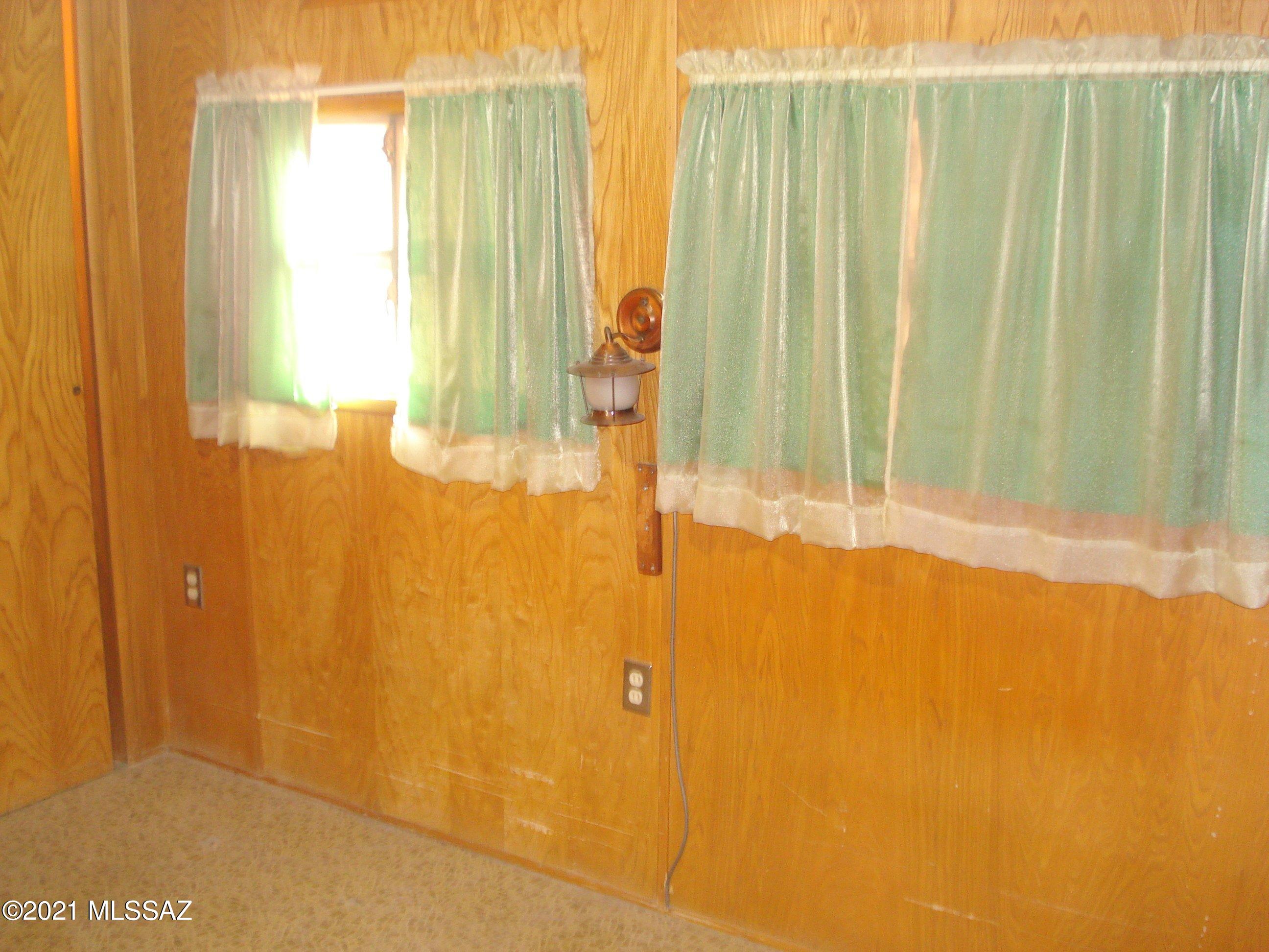 5841 West Box R Street Tucson, AZ 85713 - Photo 12 of 20 DSC08297