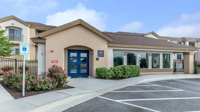 $875 | 1201 West Whitestone Boulevard, Cedar Park, TX 78613