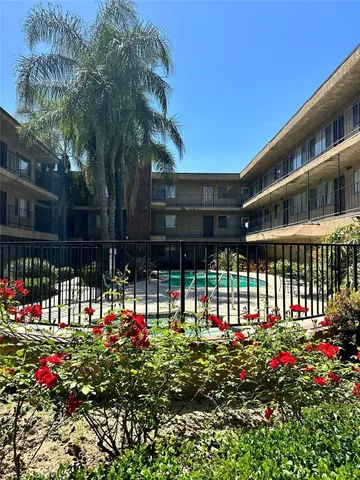 $337,000 | 8505 Columbus Avenue, Unit 206, North Hills, CA 91343