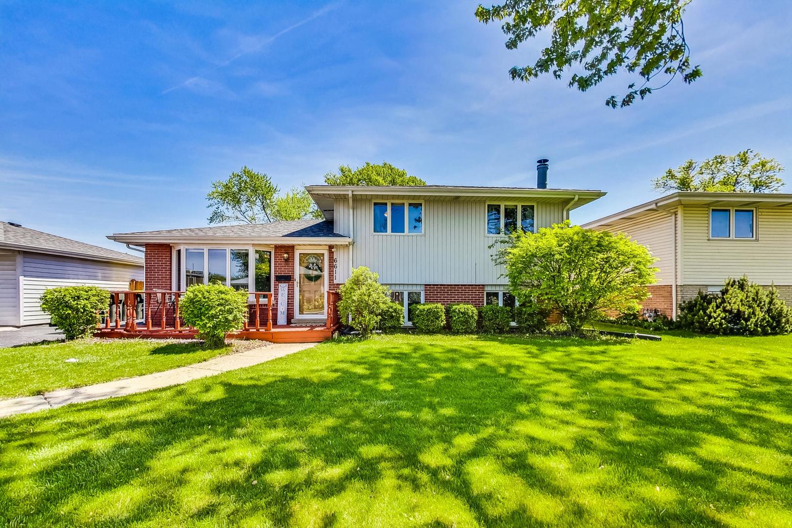 6611 Ridge Drive Chicago Ridge, IL 60415 - Photo 1 of 52 Gallery Image 1