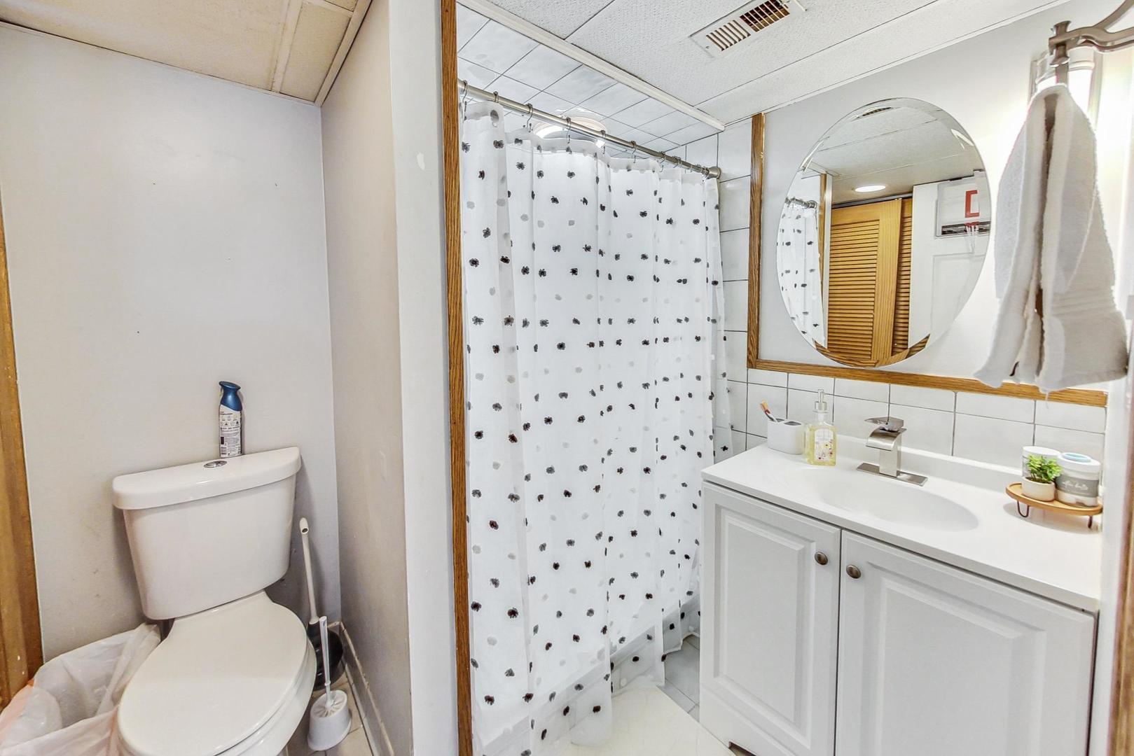 6611 Ridge Drive Chicago Ridge, IL 60415 - Photo 34 of 52 Gallery Image 34