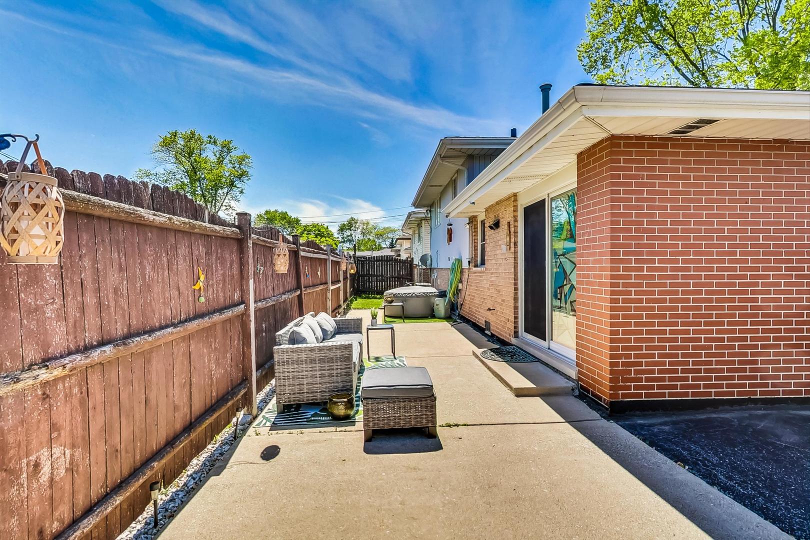 6611 Ridge Drive Chicago Ridge, IL 60415 - Photo 44 of 52 Gallery Image 44