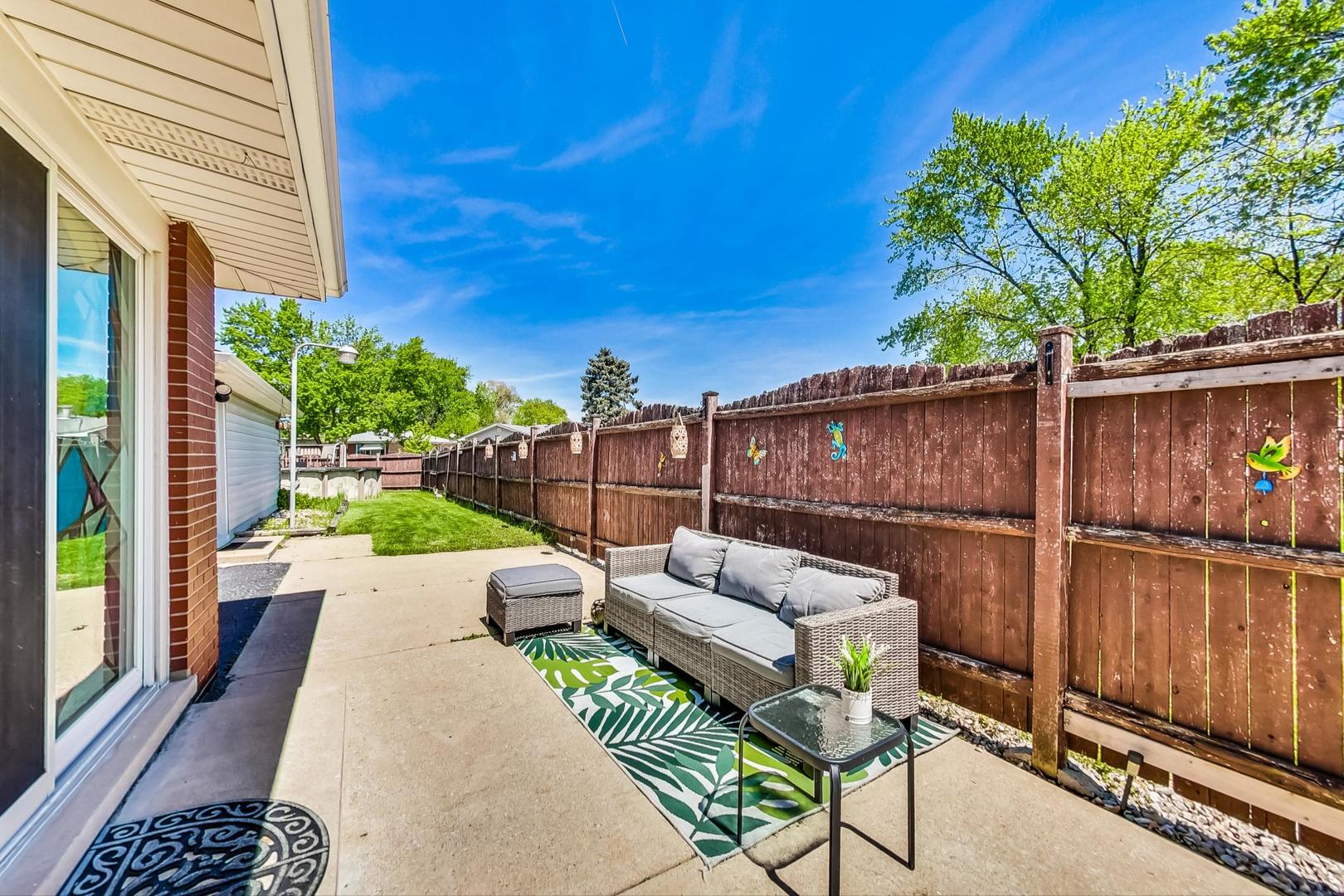 6611 Ridge Drive Chicago Ridge, IL 60415 - Photo 45 of 52 Gallery Image 45