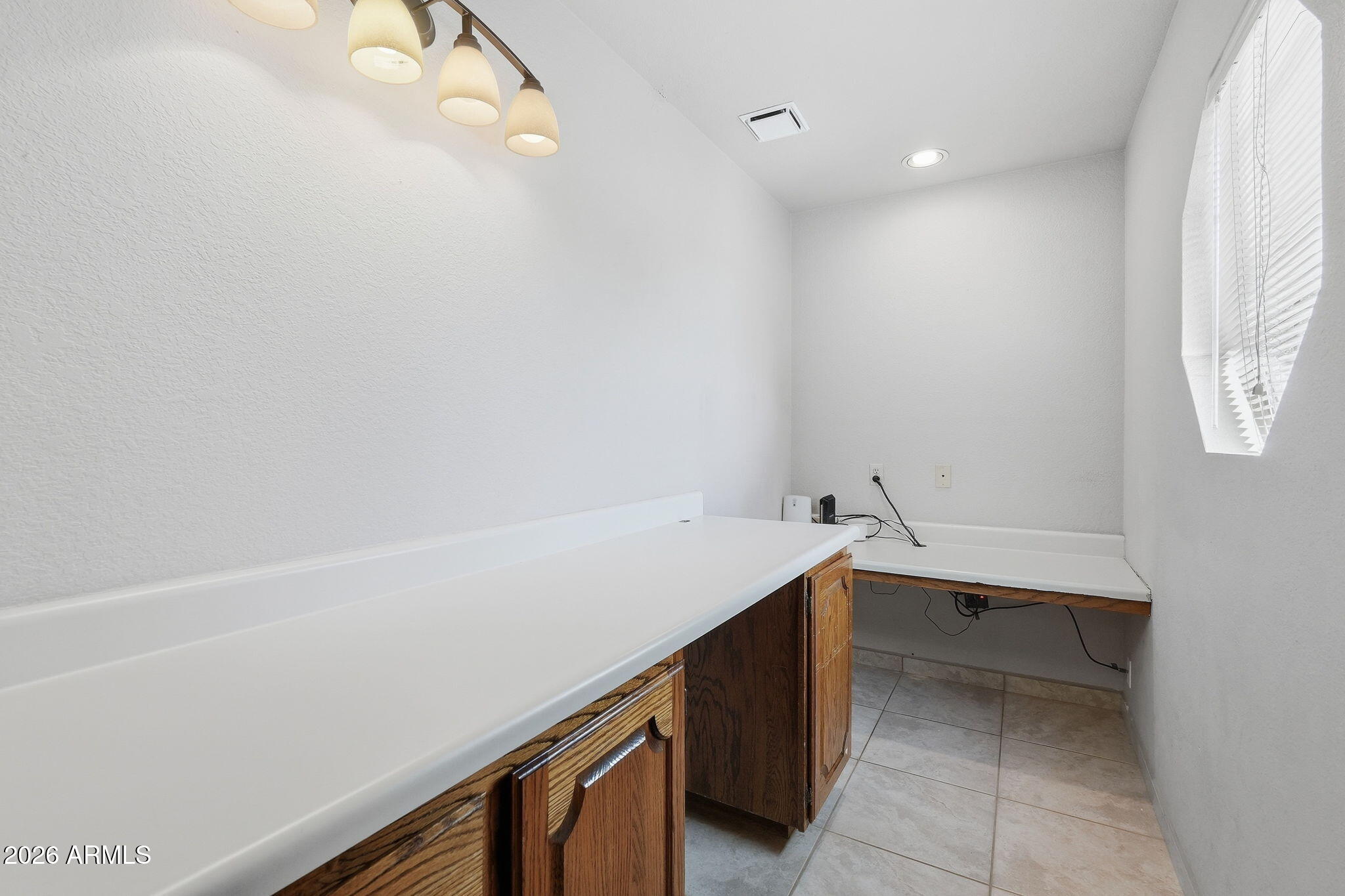 602 East Carver Road Tempe, AZ 85284 - Photo 39 of 85 Office