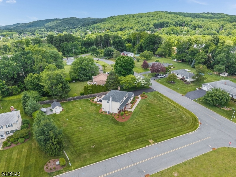 17 Partridge Run Washington, NJ 07882 - Photo 34 of 38