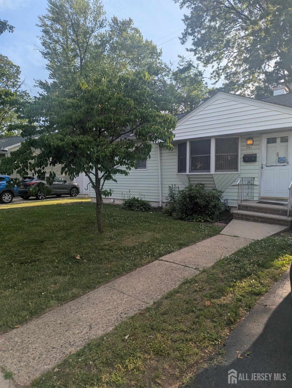 751 Rutherford Avenue Woodbridge, NJ 07095 - Photo 1 of 1 Gallery Image 1