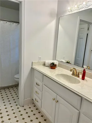 $539,000 | 1202 Hobbs Road, Greensboro, NC 27408