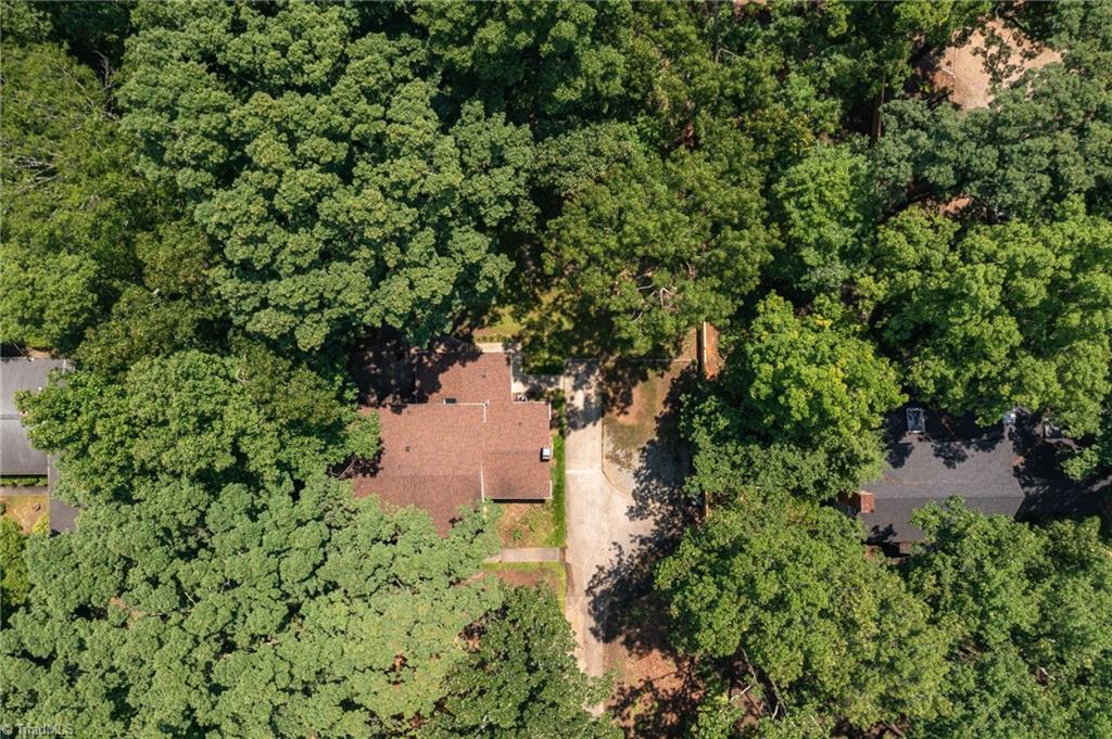 1202 Hobbs Road Greensboro, NC 27408 - Photo 33 of 36