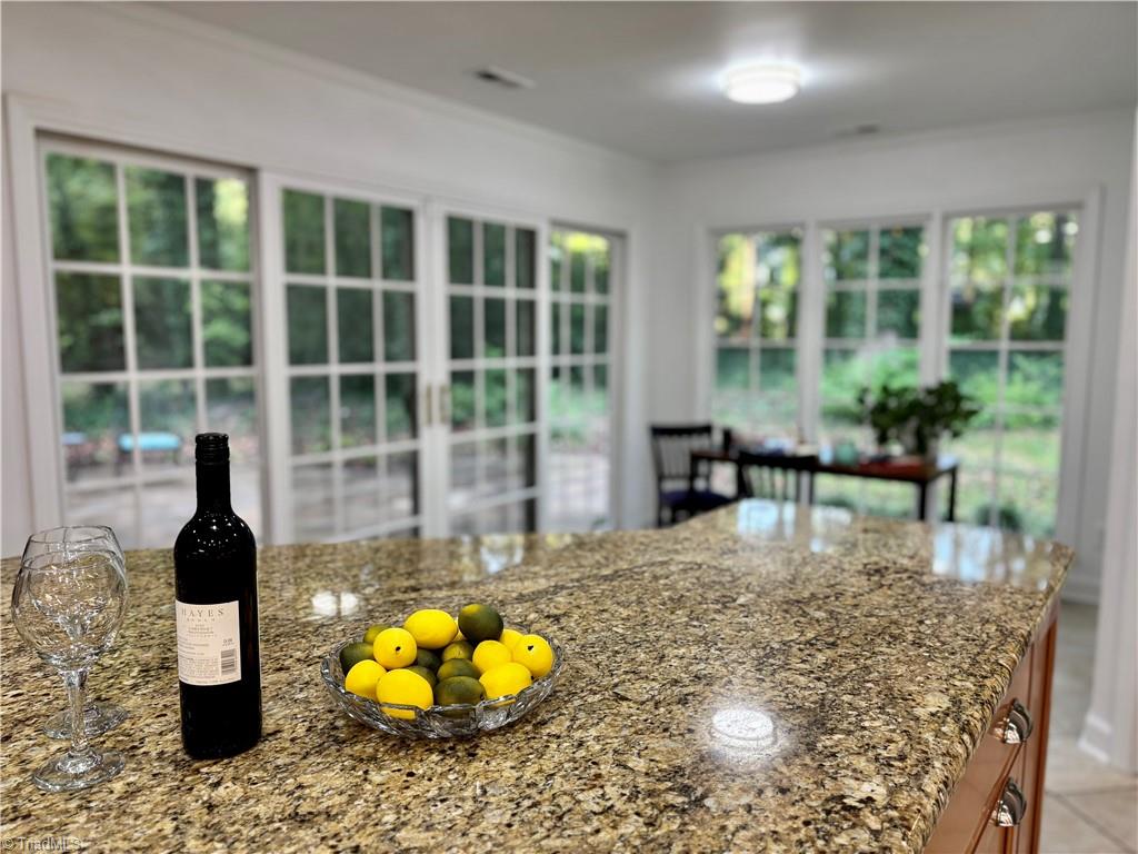 1202 Hobbs Road Greensboro, NC 27408 - Photo 5 of 36