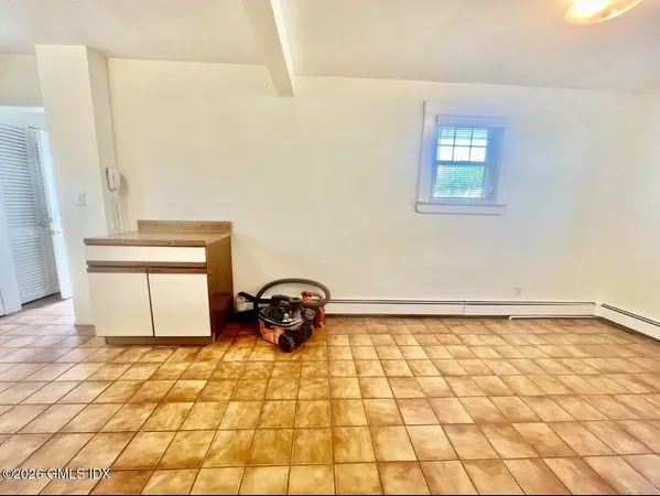 $3,750 | 80 Josephine Evaristo Avenue, Unit 1FL & BASEMENT, Greenwich, CT 06830