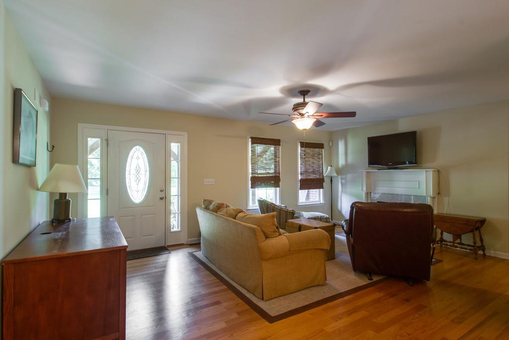 1162 Ridgecrest Drive Dickson, TN 37055 - Photo 4 of 22 Gallery Image 4