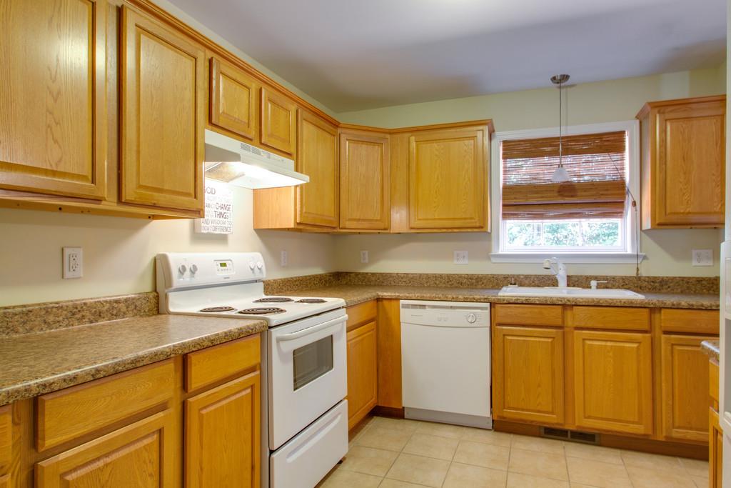 1162 Ridgecrest Drive Dickson, TN 37055 - Photo 9 of 22 Gallery Image 9