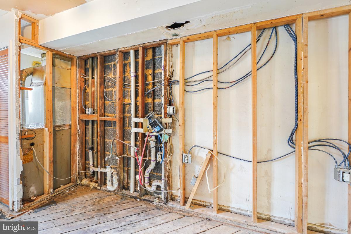 1280 16th Street Northeast Washington, DC 20002 - Photo 28 of 33 a bathroom with a shower and a glass door