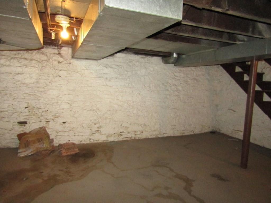 606 Middle Street Pittsburgh, PA 15212 - Photo 17 of 39 a view of outdoor space