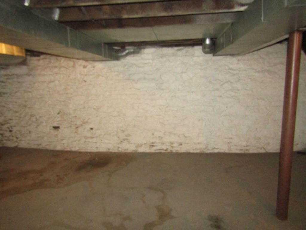 606 Middle Street Pittsburgh, PA 15212 - Photo 39 of 39 a view of wooden floor