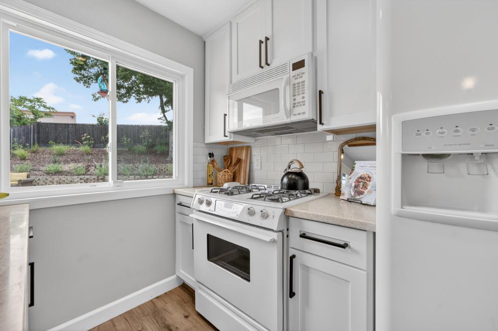 4536 Stonewall Drive Fair Oaks, CA 95628 - Photo 19 of 67