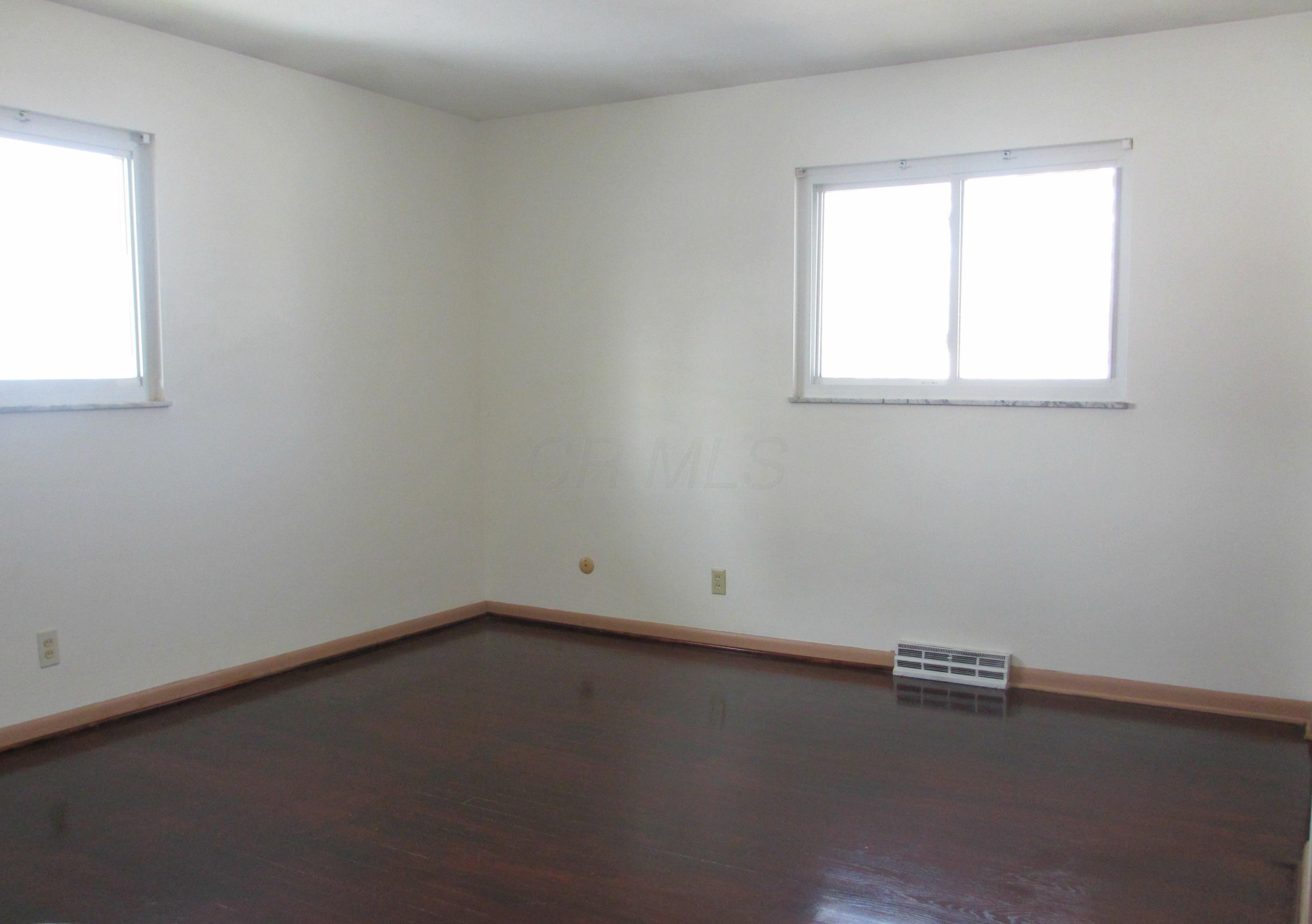 5446 Redwood Road Columbus, OH 43229 - Photo 16 of 30 Gallery Image 16