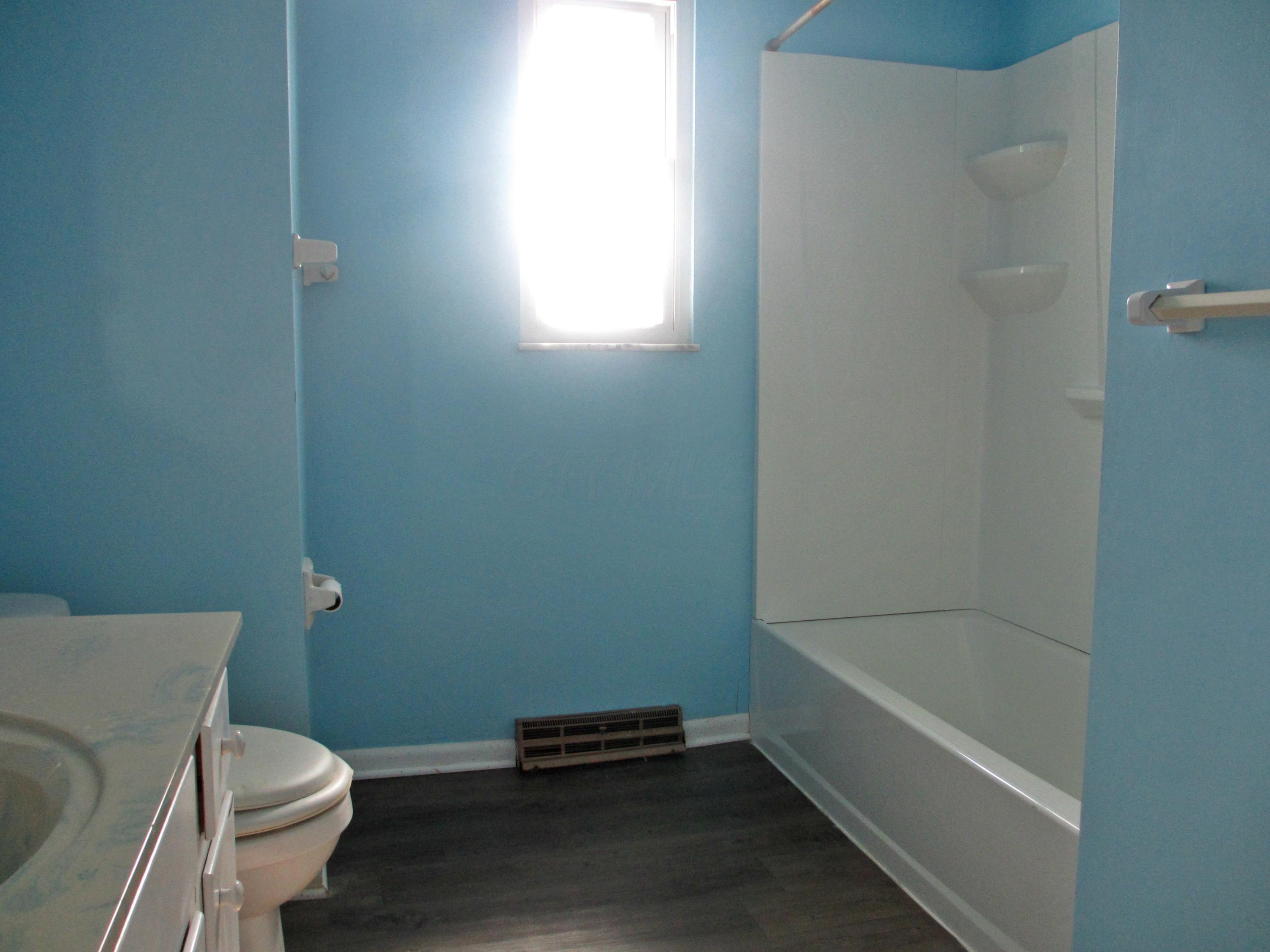 5446 Redwood Road Columbus, OH 43229 - Photo 20 of 30 Gallery Image 20