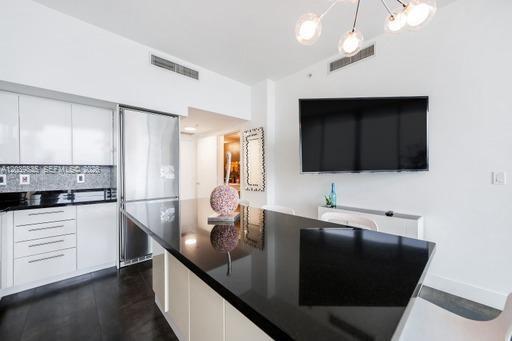 92 Southwest 3rd Street, Unit 5108 Miami, FL 33130 - Photo 3 of 24