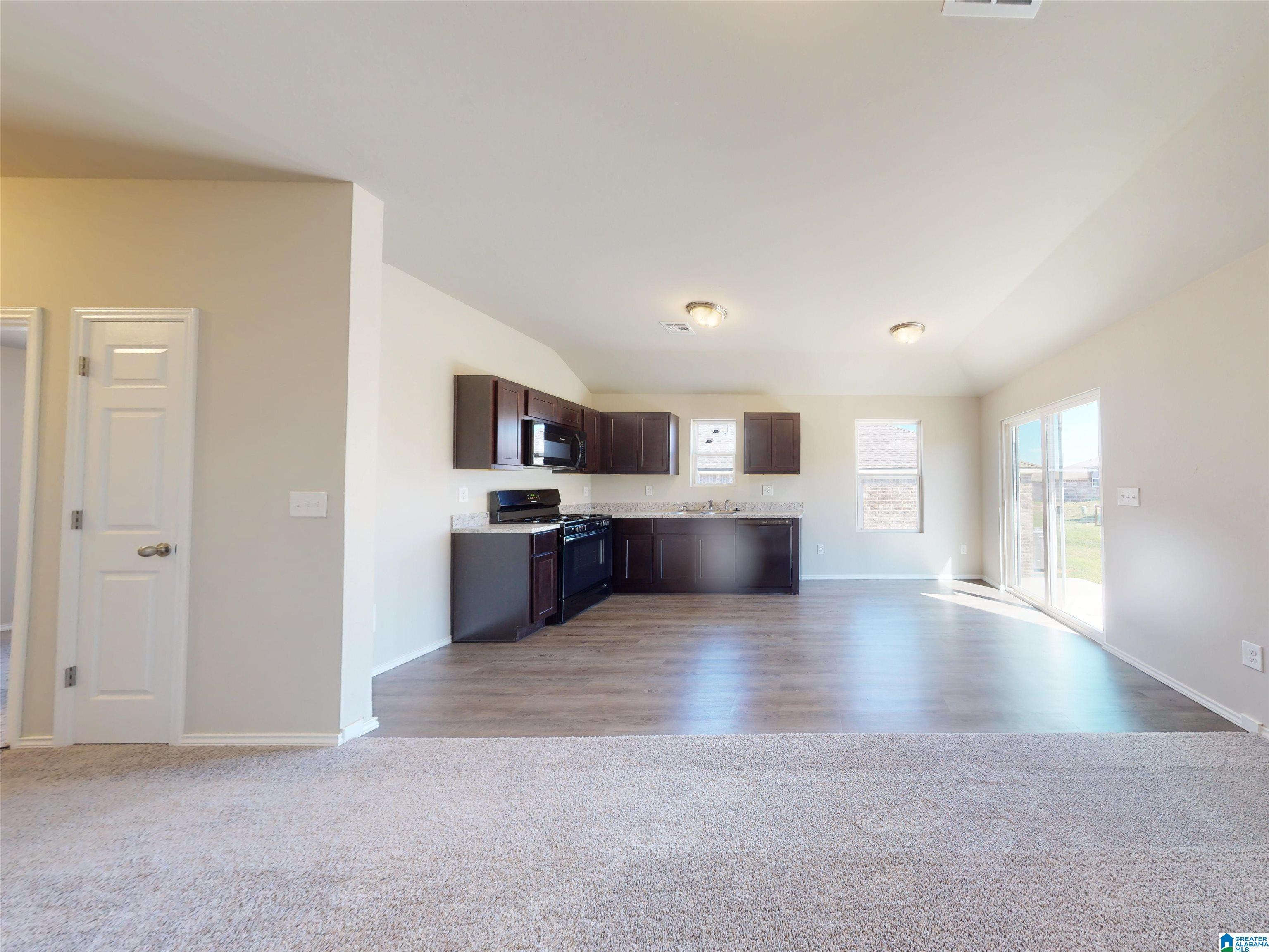149 Coleman Way Calera, AL 35040 - Photo 3 of 9