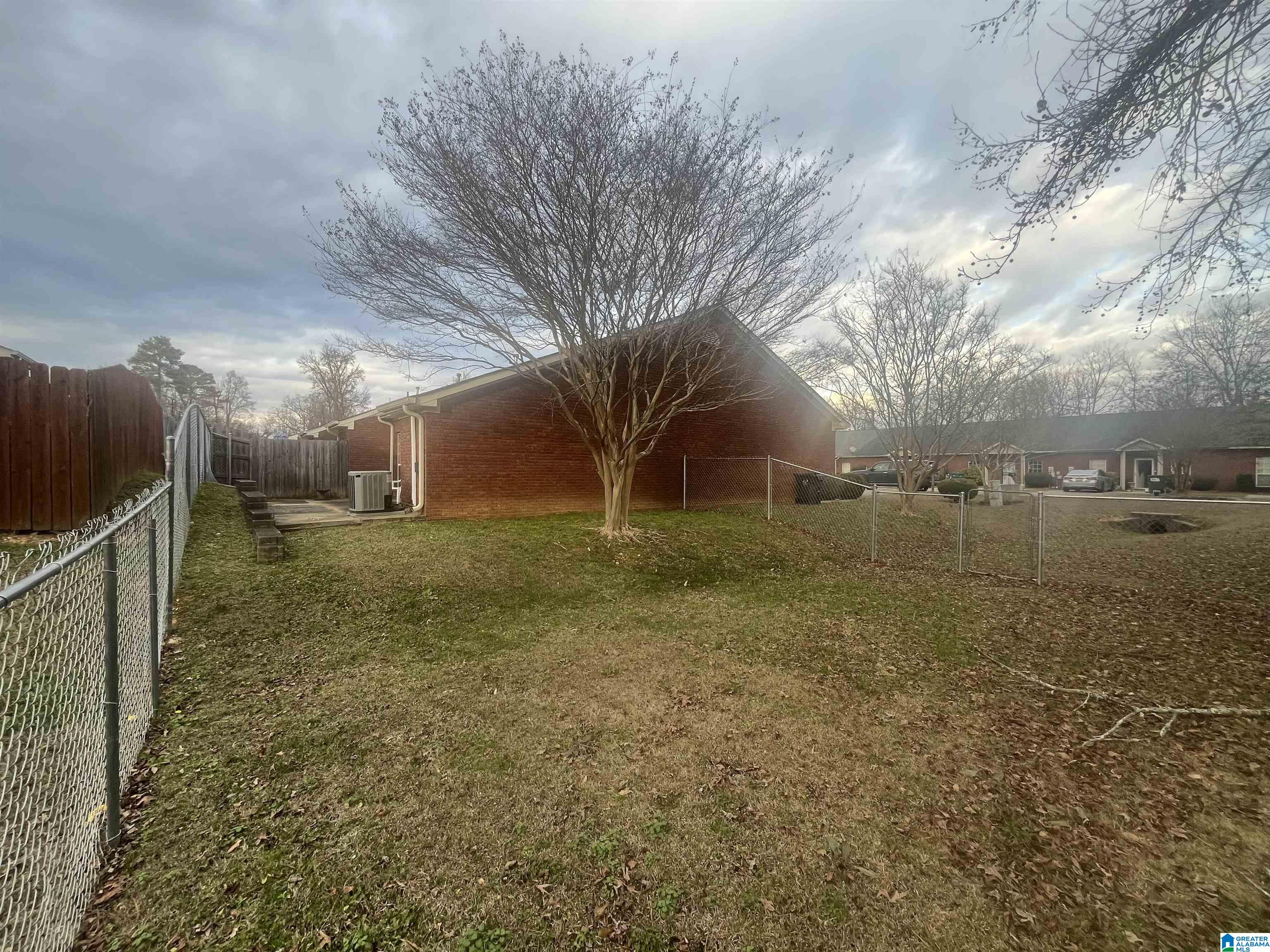 1818 Copperfield Lane Center Point, AL 35215 - Photo 10 of 12
