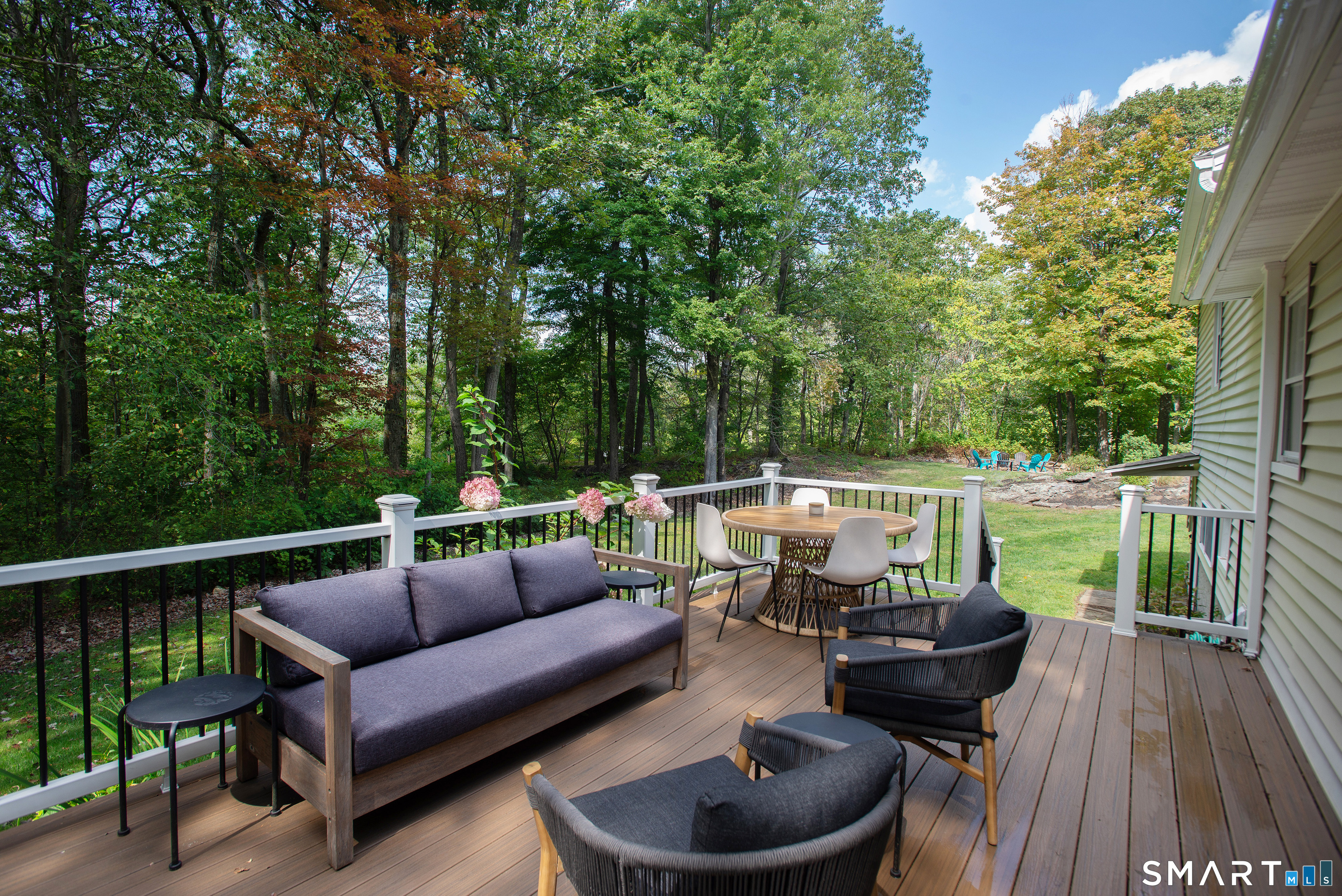 153 Bob Hill Road Ridgefield, CT 06877 - Photo 3 of 36