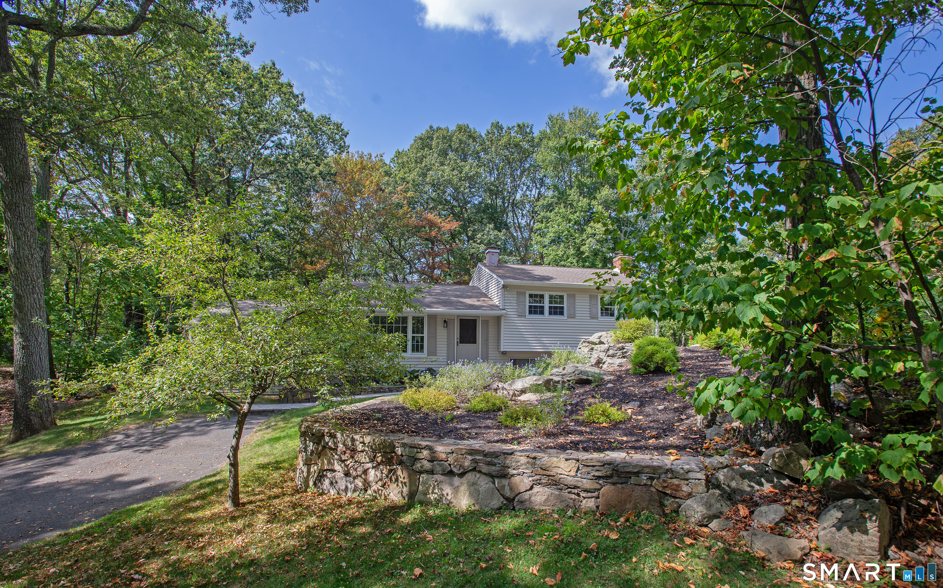 153 Bob Hill Road Ridgefield, CT 06877 - Photo 32 of 36