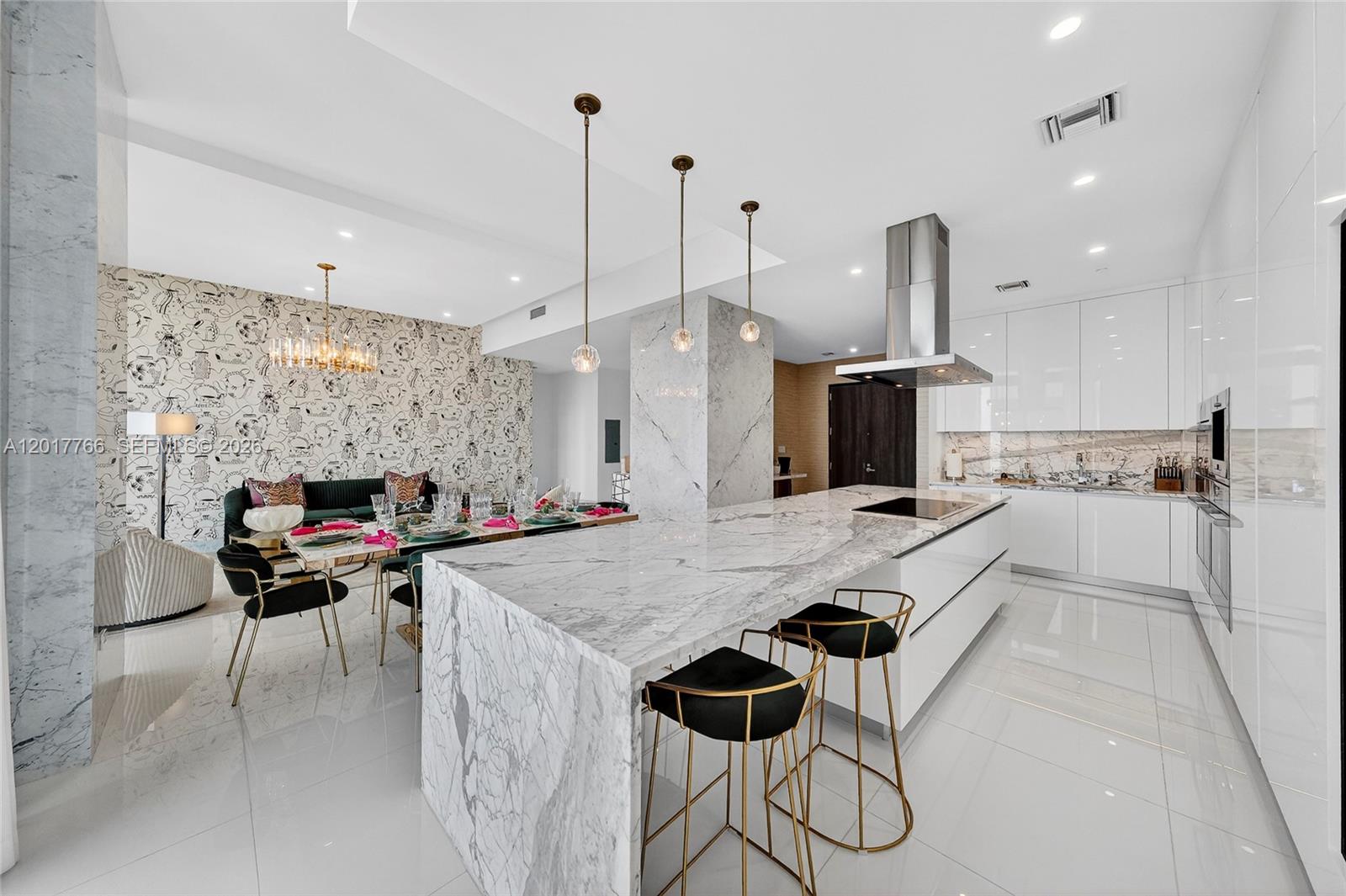 88 Southwest 7th Street, Unit PH4202 Miami, FL 33130 - Photo 6 of 88