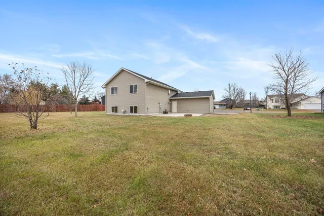 $314,900 | 11242 Laura Circle, Becker, MN 55308