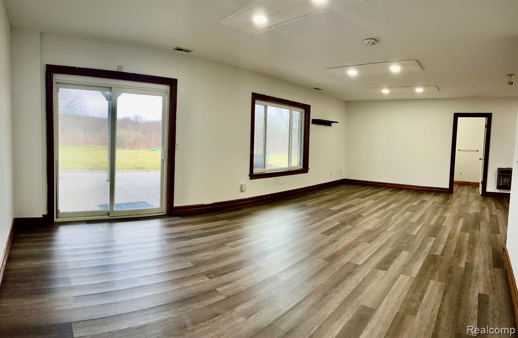 2366 Baldwin Road Grand Blanc, MI 48439 - Photo 24 of 36