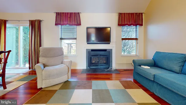 $499,900 | 1033 Glen Manor Drive, Quakertown, PA 18951