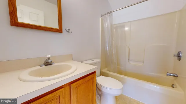 $499,900 | 1033 Glen Manor Drive, Quakertown, PA 18951