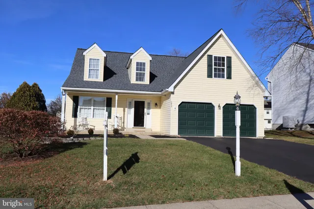 $499,900 | 1033 Glen Manor Drive, Quakertown, PA 18951