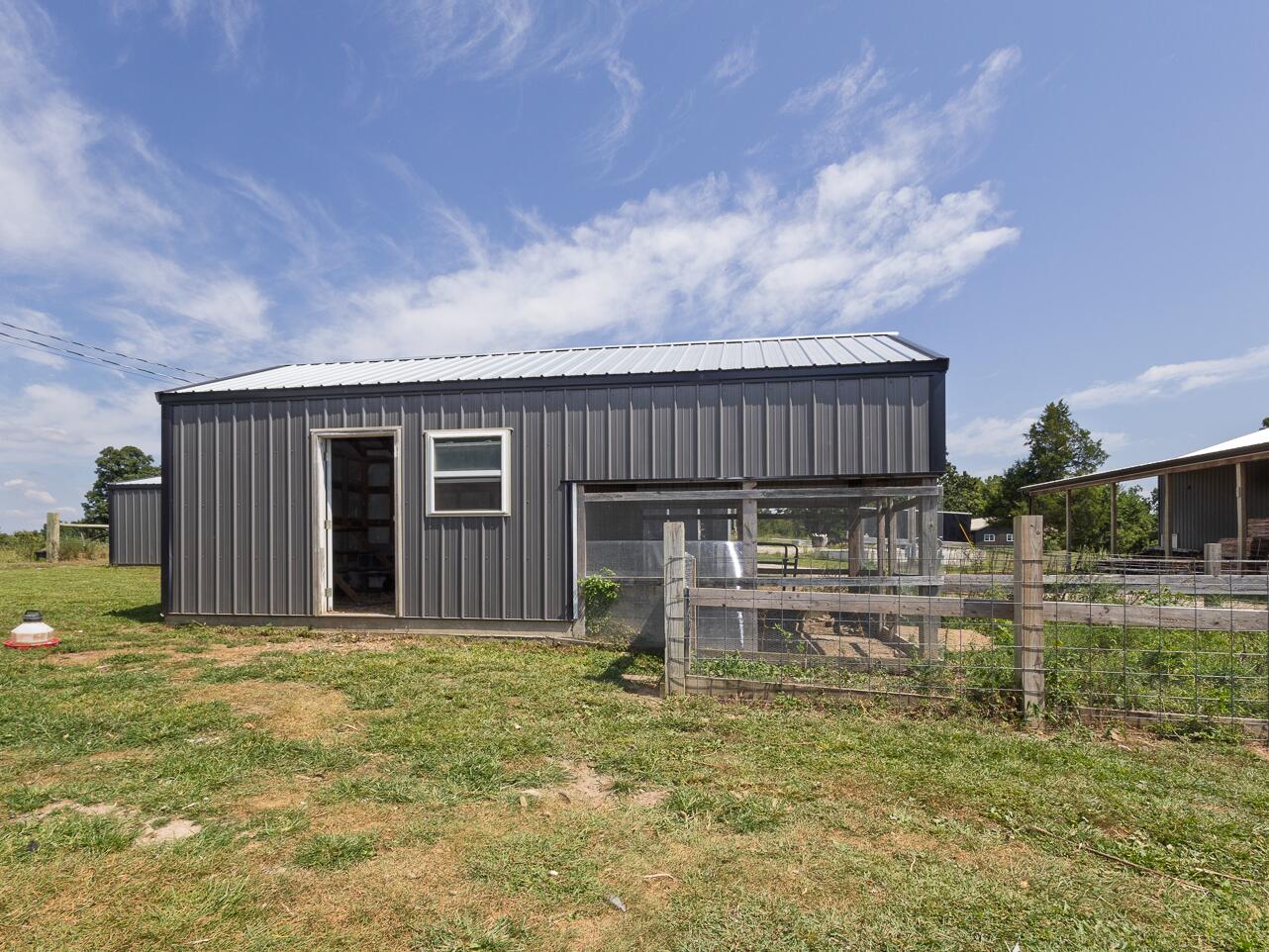 7 Route Ava, MO 65608 - Photo 74 of 111 Chicken Coop
