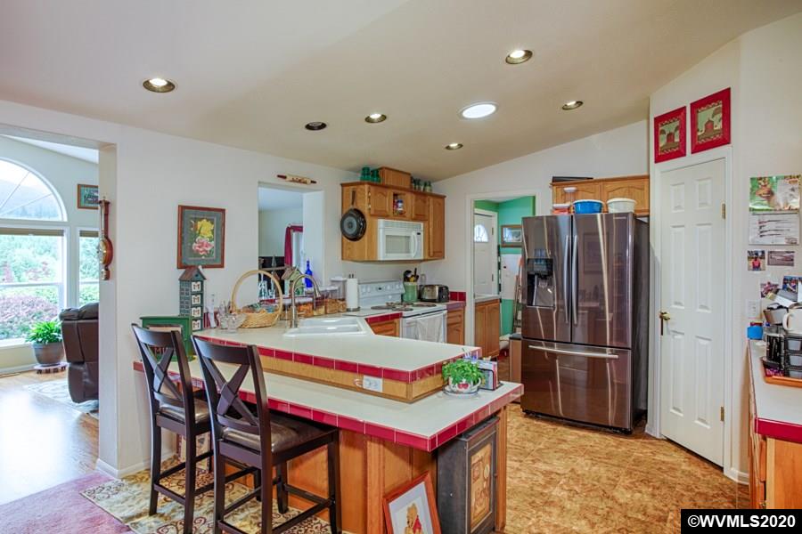 23507 Gooseneck Road Sheridan, OR 97378 - Photo 11 of 42