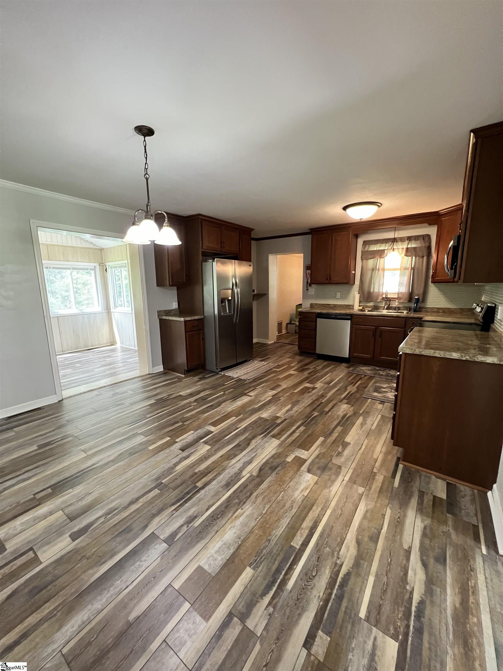 104 Fred Street Clinton, SC 29325 - Photo 11 of 32