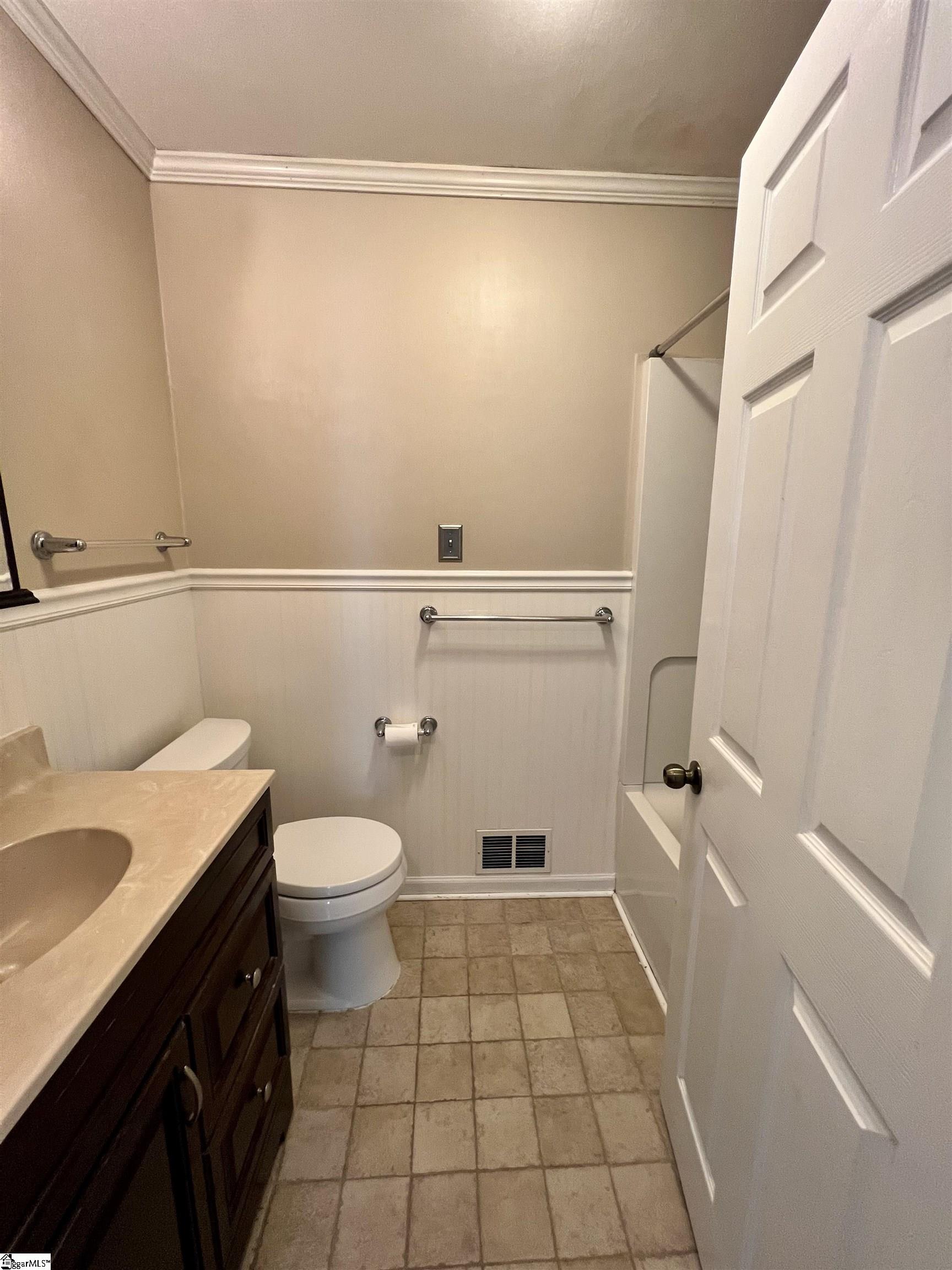 104 Fred Street Clinton, SC 29325 - Photo 19 of 32