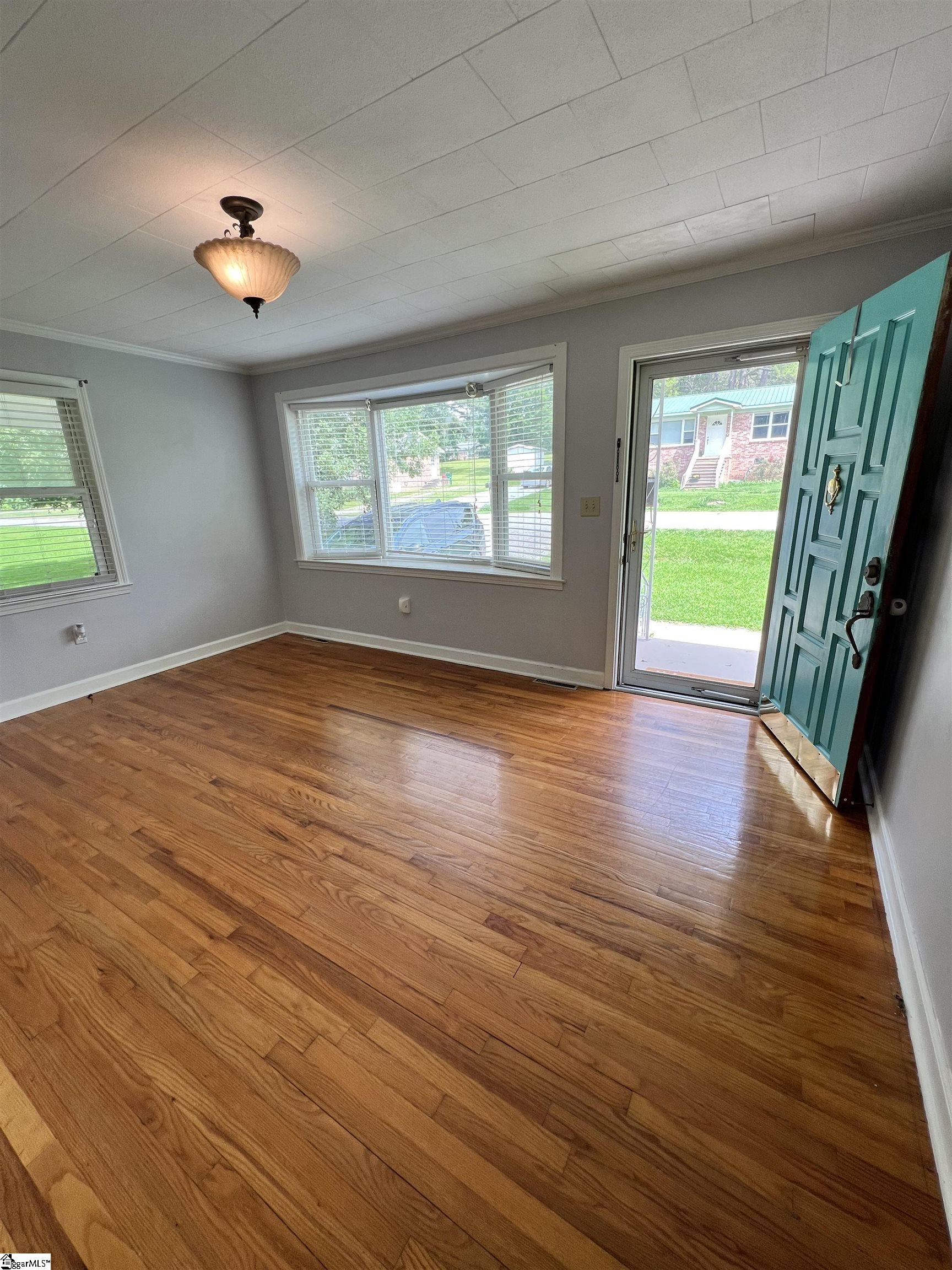 104 Fred Street Clinton, SC 29325 - Photo 9 of 32