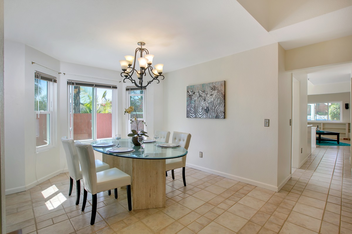 Light & airy formal dining