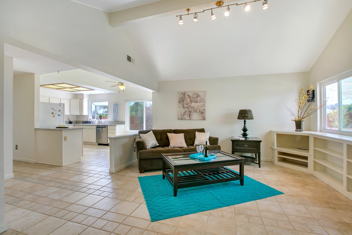 2641 Brighton Road Carlsbad, CA 92010 - Photo 5 of 23