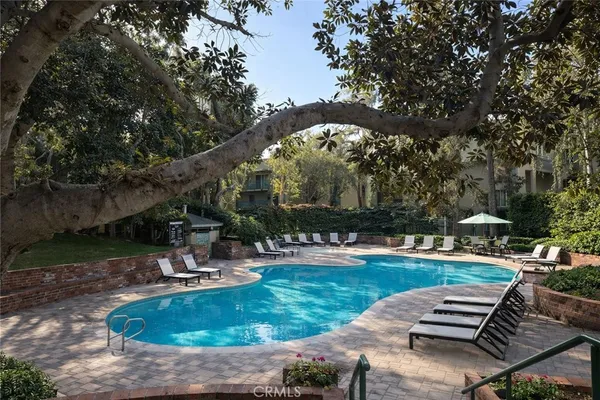 $375,250 | 576 North Bellflower Boulevard, Long Beach, CA 90814