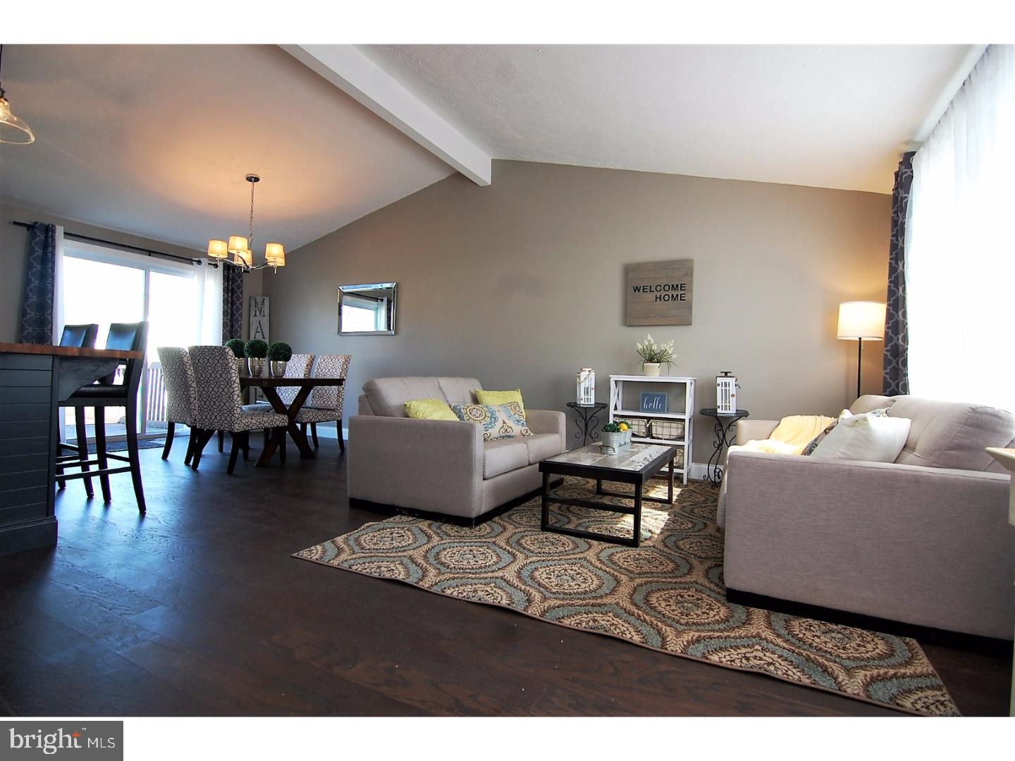 105 Lomond Road Williamstown, NJ 08094 - Photo 3 of 23 Family Room